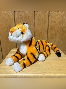 Vintage Disney Store Aladdin Rajah Plush Figure Laying Stuffed Animal Tiger 21”